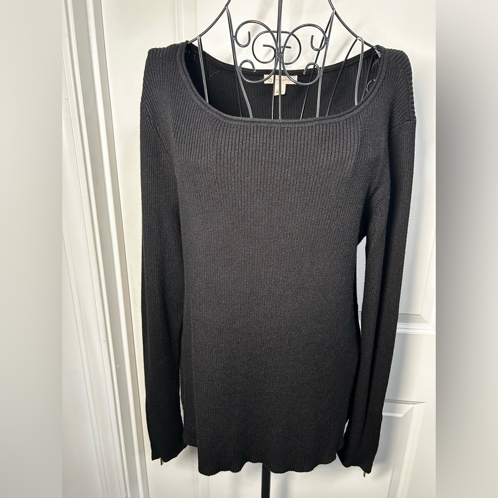 Dress Barn Black Ribbed Knit Sweater w/ Gold Zipper on Sleeve